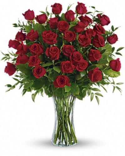 <p data-start="157" data-end="457">Make an unforgettable statement with Breathtaking Beauty, an awe-inspiring bouquet of three dozen premium red roses arranged to perfection. Bold, elegant, and overflowing with passion, this is the ultimate floral gesture of love and devotion.</p>
<p data-start="459" data-end="782">This impressive arrangement features 36 rich red roses, each selected for its deep color, velvety petals, and flawless form. Accented with lush greenery and presented in a flared clear glass vase, the bouquet is both grand and graceful. It’s the kind of gift that turns heads, melts hearts, and leaves a lasting impression.</p>
<p data-start="784" data-end="1082">Breathtaking Beauty is the perfect choice for anniversaries, milestone celebrations, romantic surprises, or any time you want to show love in its most dramatic form. The sheer volume of roses combined with their timeless symbolism makes this bouquet a breathtaking tribute to your deepest feelings.</p>
<p data-start="1084" data-end="1407">Every arrangement is handcrafted by the floral experts at Rosa’s La Hacienda, your trusted local flower shop in Boca Raton. We offer same-day flower delivery across Boca Raton and nearby communities. Each bouquet is carefully prepared and delivered fresh, with the attention to detail that only a local florist can provide.</p>
<p data-start="1409" data-end="1659">Want to make this grand gesture even more personal? Add a heartfelt message during checkout and let your loved one know just how much they mean to you. With Breathtaking Beauty, you're not just sending roses—you're creating a memory they’ll treasure.</p>
<p data-start="1661" data-end="1747">Order today from Rosa’s La Hacienda and give the gift of romance at its most stunning.</p>